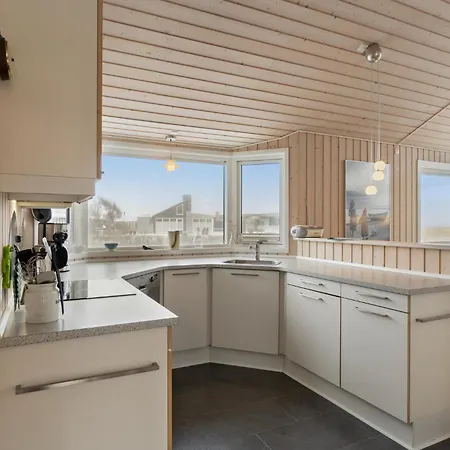 Gorgeous In With House Sea View *